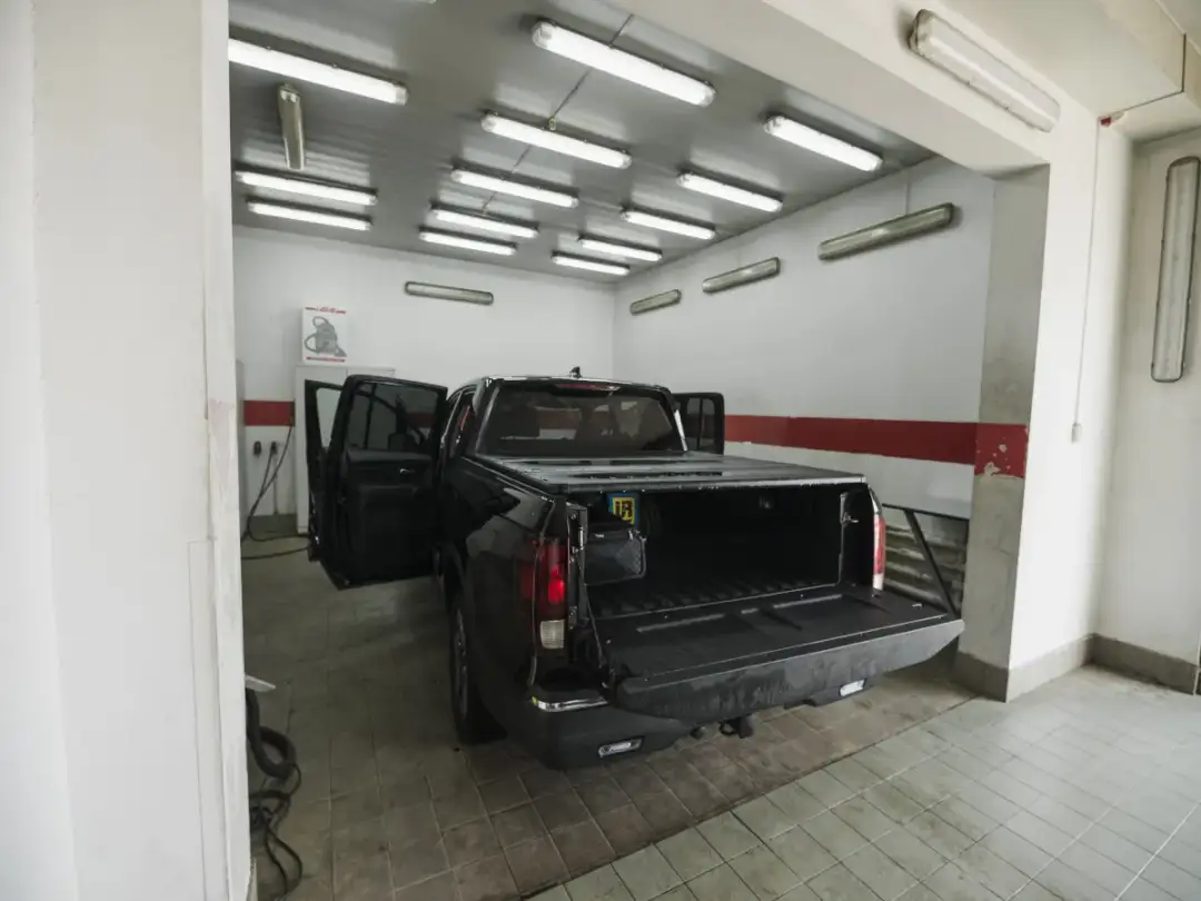 Jakie oświetlenie do warsztatu - uniknij najczęstszych błędów