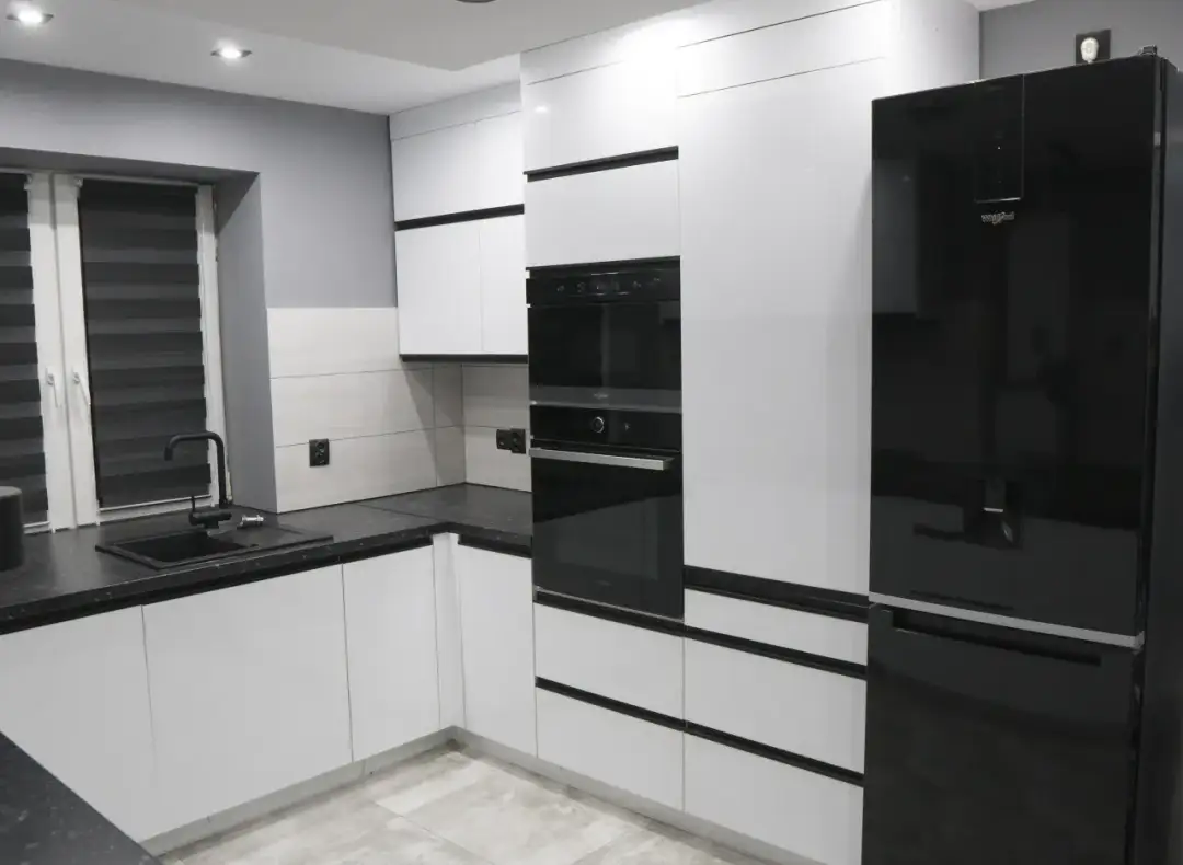 Gdzie kupić fronty kuchenne? Poradnik: od marketu po stolarza.