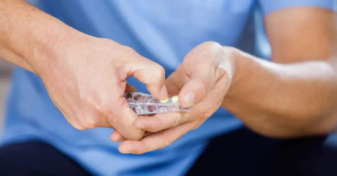 Jak długo brać witaminę B12? Eksperci wyjaśniają