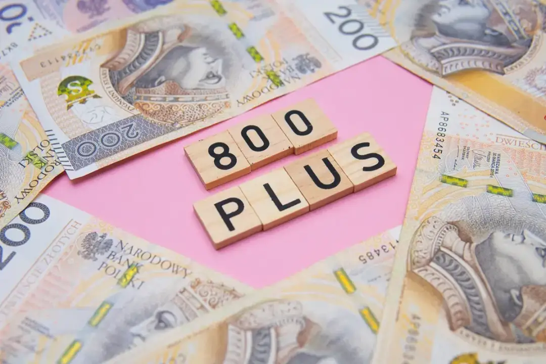 800 plus: Kiedy ZUS wypłaca? Sprawdź swój termin i harmonogram!
