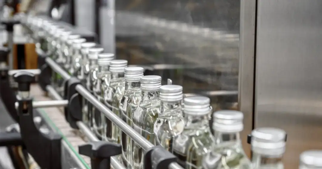 Wódka Bocian od kiedy na rynku? Poznaj jej fascynującą historię