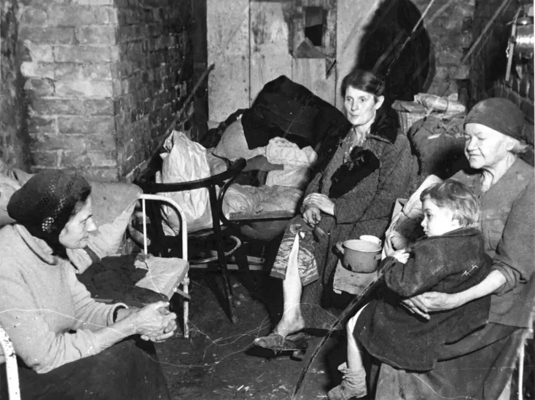 Ile ludzi zginęło podczas powstania warszawskiego? Prawda o ofiarach