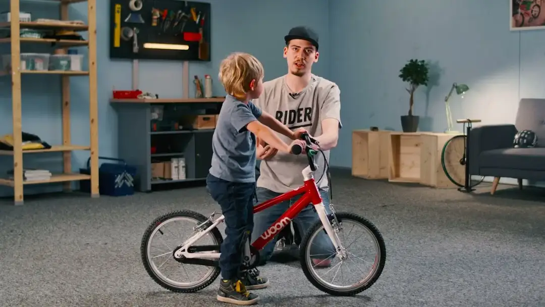 Jak podnieść kierownicę w rowerze dziecięcym, by zapewnić komfort i bezpieczeństwo