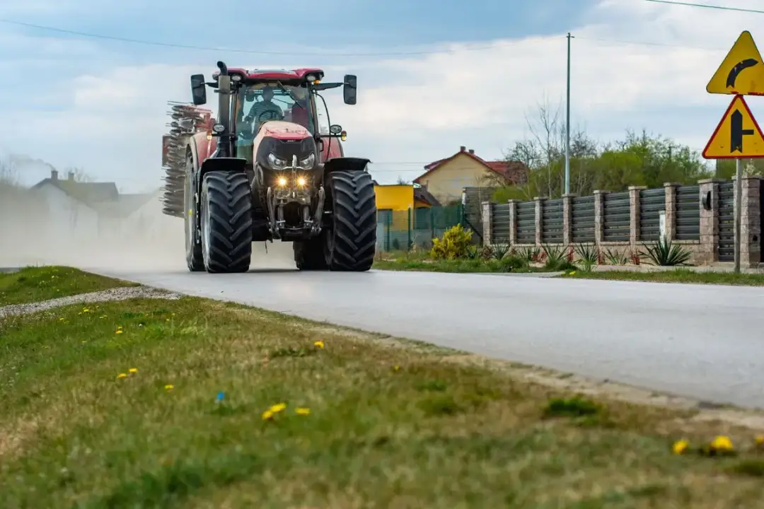 Ile kosztuje badanie techniczne ciągnika rolniczego? Nowe stawki 2025