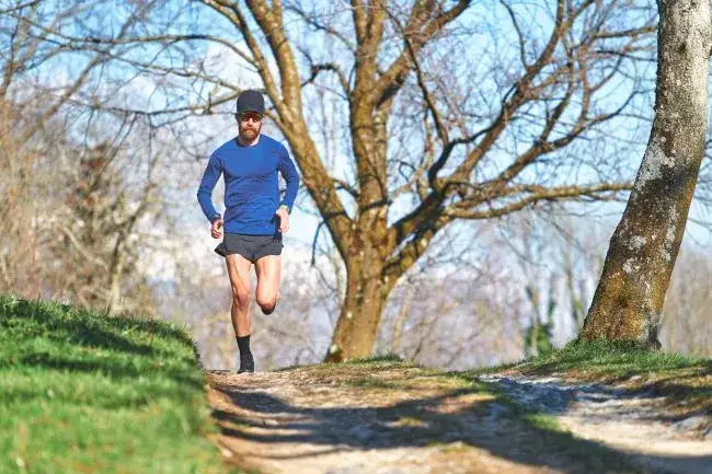 Czy bieganie spala mięśnie? Odkryj, jak uniknąć utraty masy mięśniowej