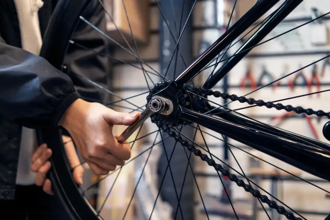 Jak sprawdzić rozmiar koła w rowerze i uniknąć błędów przy wyborze