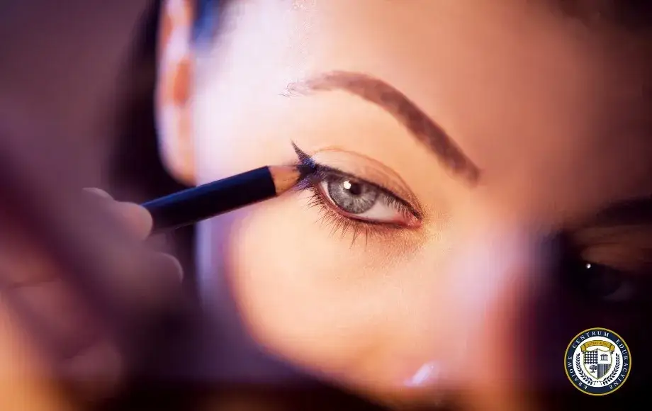 Jak zrobić makijaż? Krok po kroku opanuj podstawy i uniknij błędów