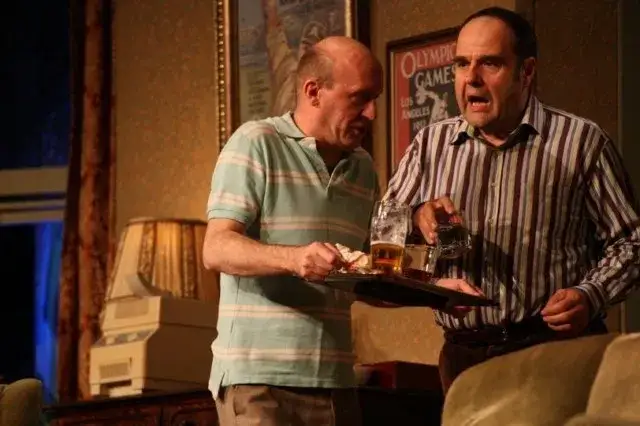 Dziwna para spektakl – poznaj zabawne zmagania dwóch mężczyzn