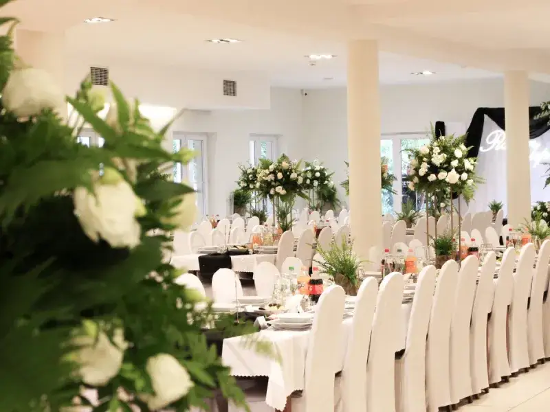 Dworek Leśce - historia, piękno i idealne miejsce na wesele