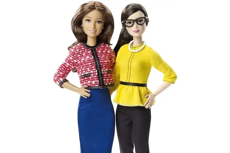 Ile lat ma Barbie? Zaskakujące fakty o jej wieku i historii