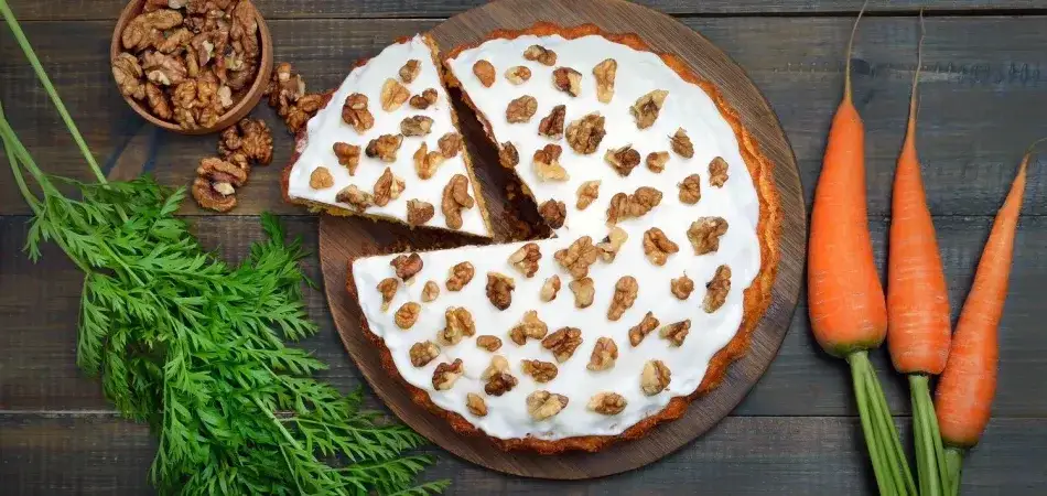 Co sprawia, że ciasto marchewkowe z orzechami jest pyszne? Przepis
