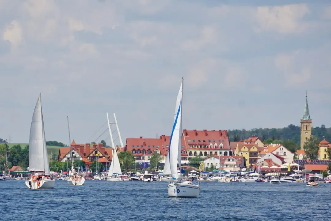 Gdzie leżą Mazury? Odkryj piękno tego niezwykłego regionu Polski