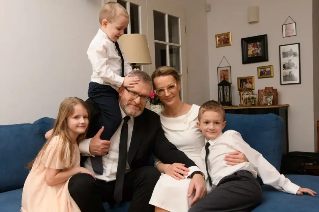 Czy Grzegorz Braun ma żonę? Oto zaskakujące szczegóły o jego rodzinie