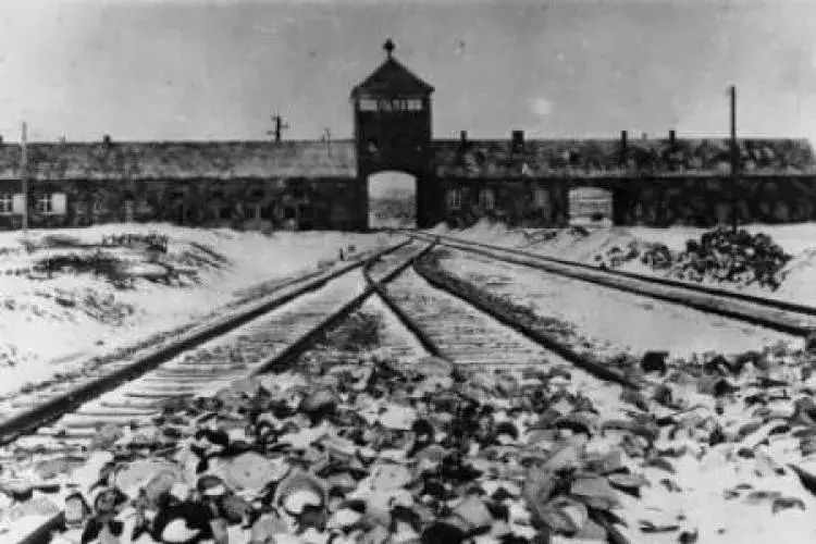 Gdzie jest brama Auschwitz? Odkryj jej mroczną historię i lokalizację