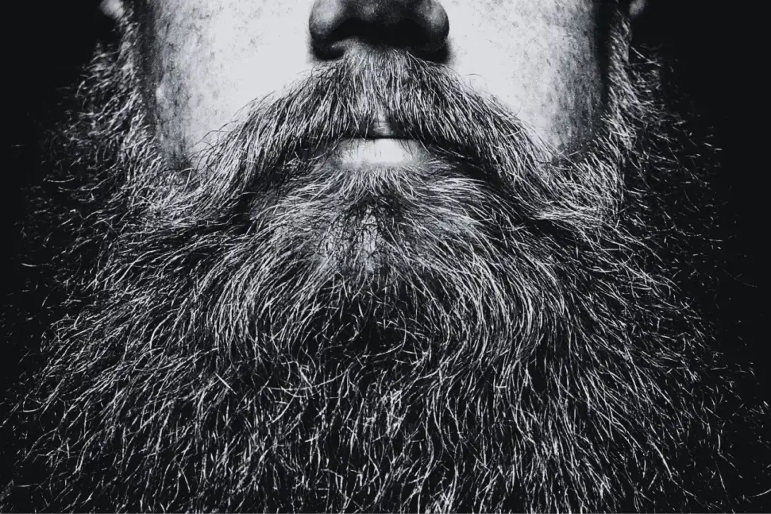 Jak przyciąć zarost w domu? Praktyczny poradnik krok po kroku