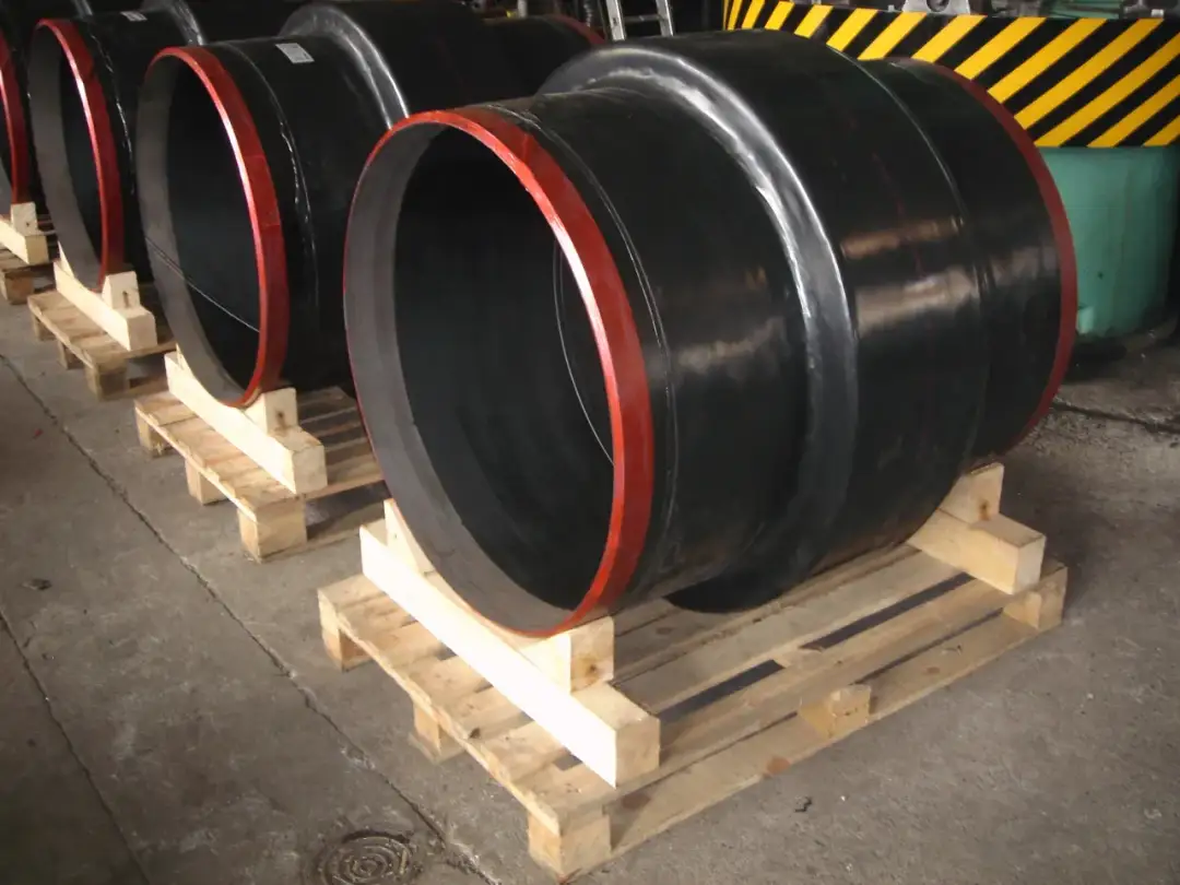 Rury PE czy stalowe do gazu w ziemi? Wybierz bezpiecznie i oszczędnie!