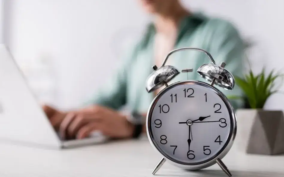 Jak wypełnić listę obecności staż, aby uniknąć błędów i problemów