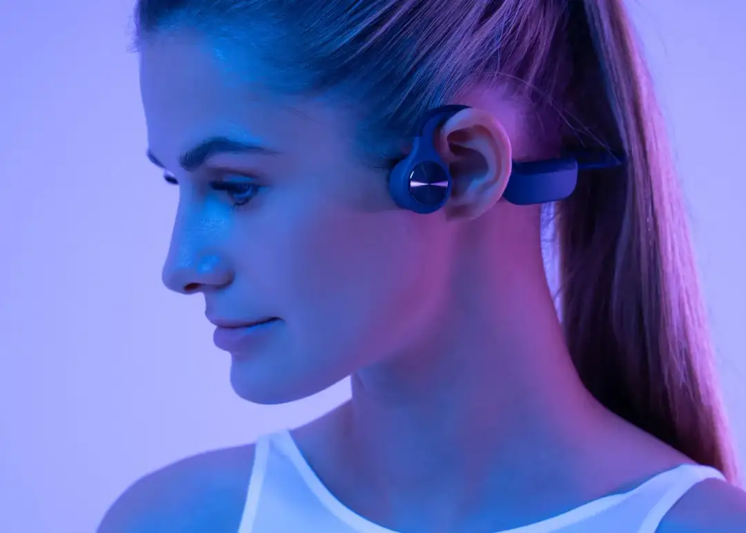 Słuchawki kostne czy warto? Odkryj ich zalety i wady przed zakupem