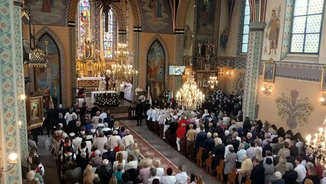 Kiedy kościół staje się sanktuarium? Odkryj kluczowe kryteria