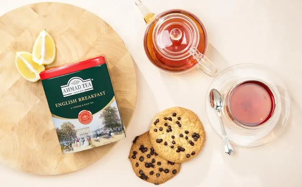 Jak smakuje herbata English Breakfast od Ahmad Tea i jakie ma zalety?