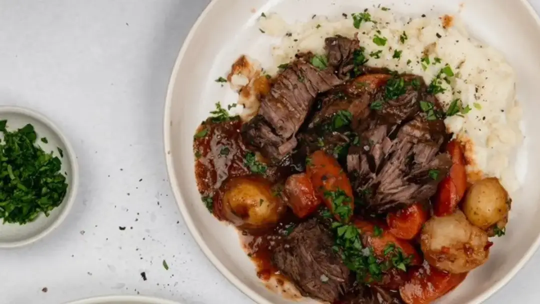 Jak przygotować idealną gotowaną wołowinę - przepisy i porady