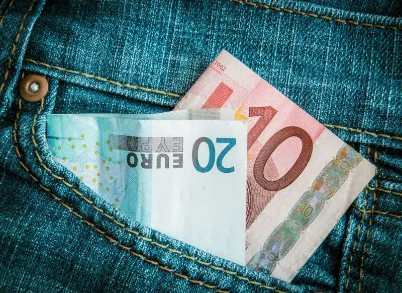 Jakie są zarobki w Hiszpanii? Zaskakujące różnice w wynagrodzeniach