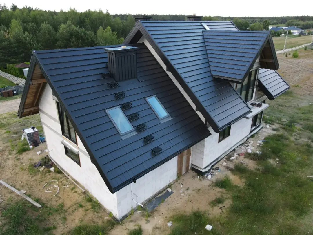 Meyer Holsen Piano: Elegancka Dachówka w Głębokiej Czerni