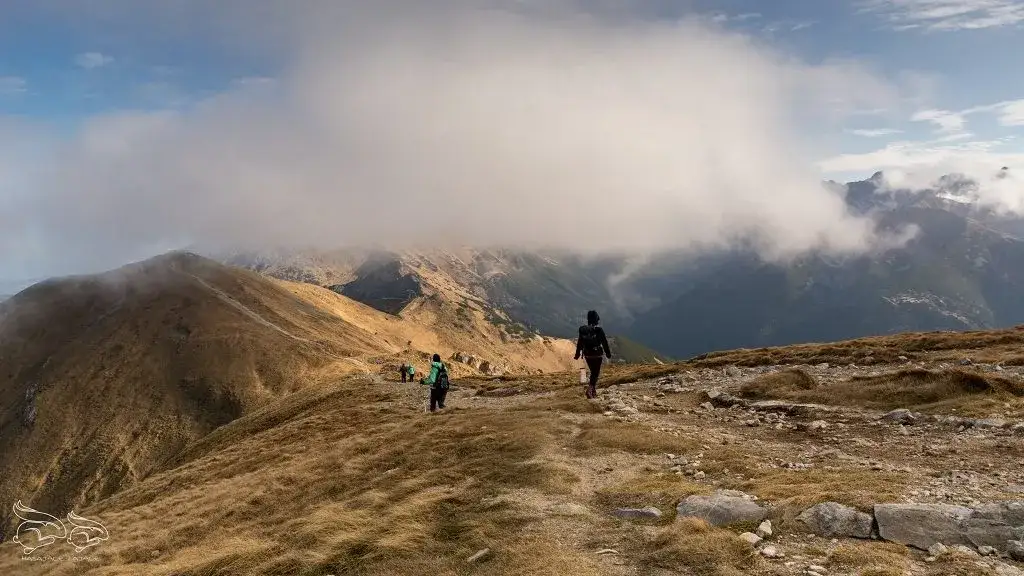 Szlaki w Tatrach gdzie znaleźć najpiękniejsze trasy i atrakcje