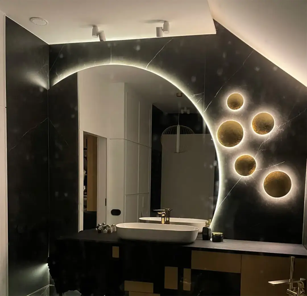 Jakie oświetlenie do okrągłego lustra - najlepsze opcje i porady