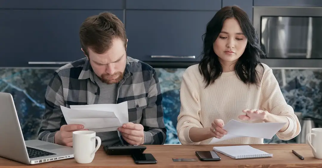  Kredyt gotówkowy - porównanie ofert BNP Paribas i BGŻ. Najlepsze warunki i promocje we wrześniu 2023