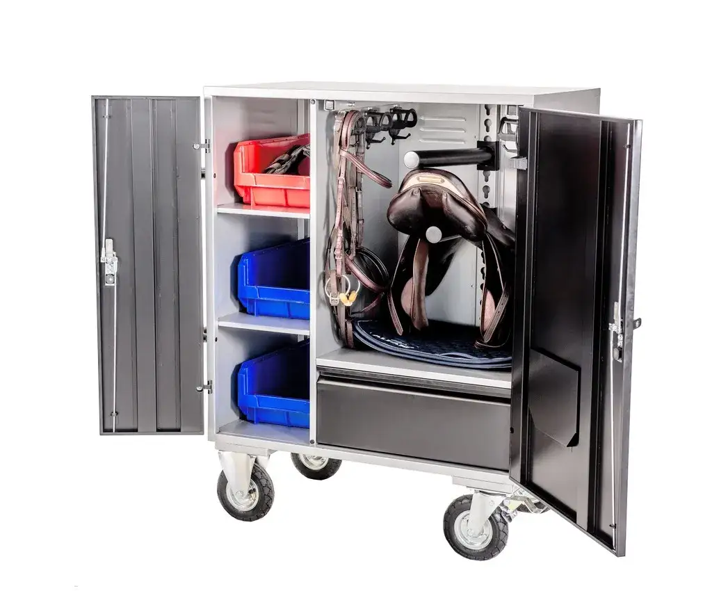 Najlepsze wózki na sprzęt jeździecki - uniknij problemów z transportem