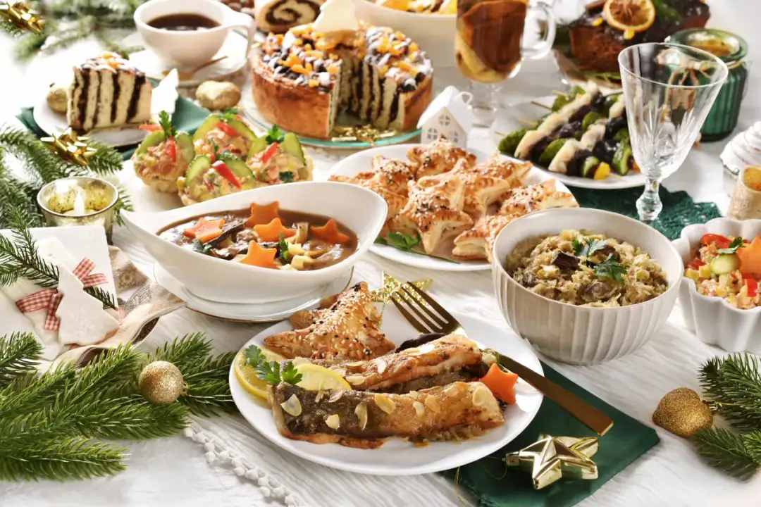 Czy jedzenie mięsa w Wigilię to grzech? Prawda o tradycjach i postach