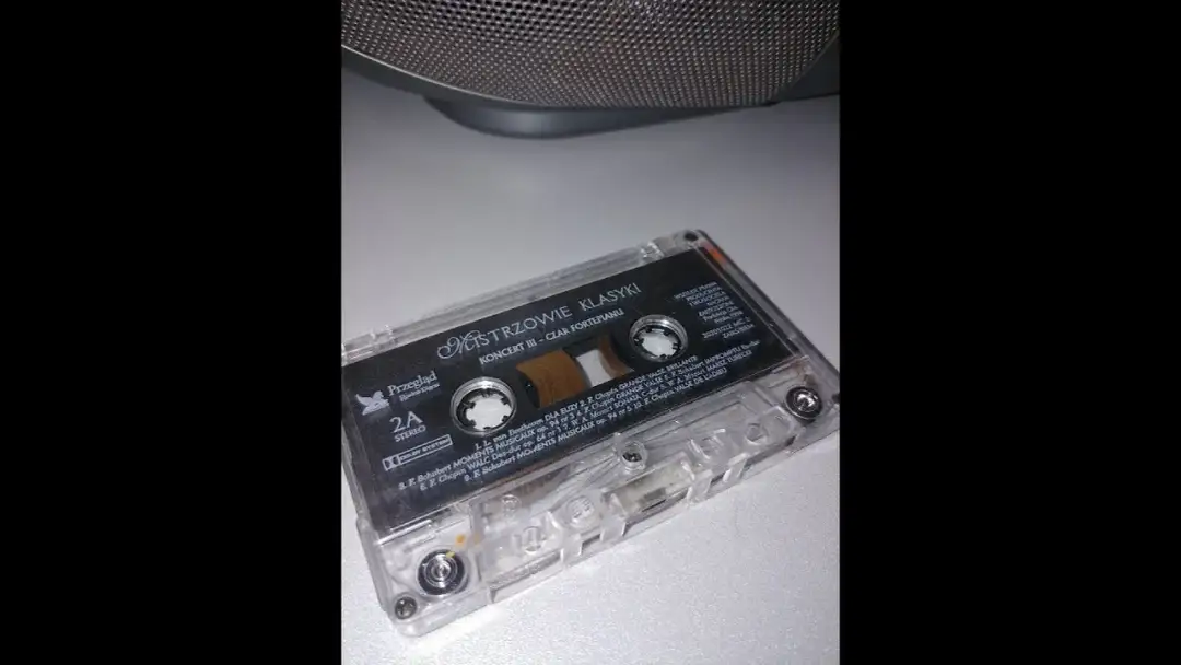 Gdzie wyrzucić kasety magnetofonowe? Poradnik recyklingu taśm