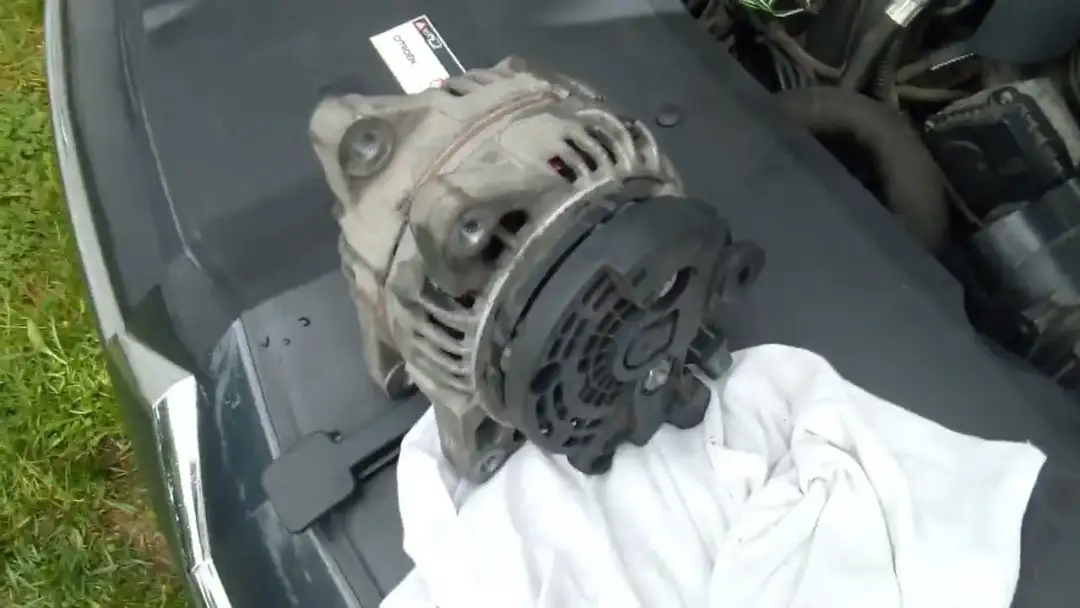 Jak łatwo i bezpiecznie wyjąć alternator w Citroenie C5 – krok po kroku