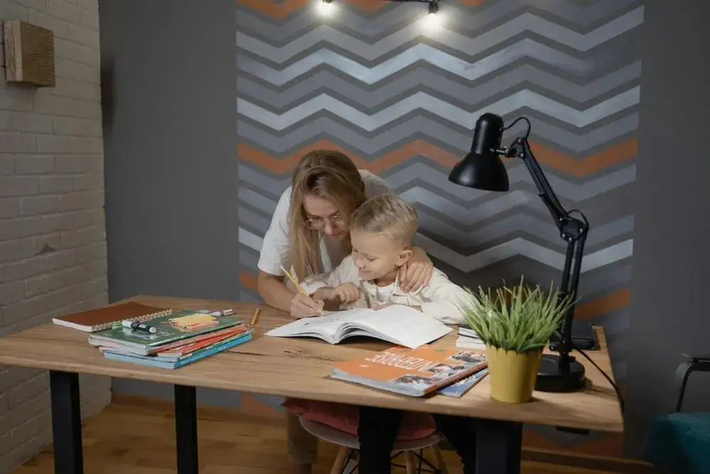 Kiedy było zdalne nauczanie? Kluczowe daty i ich znaczenie dla edukacji