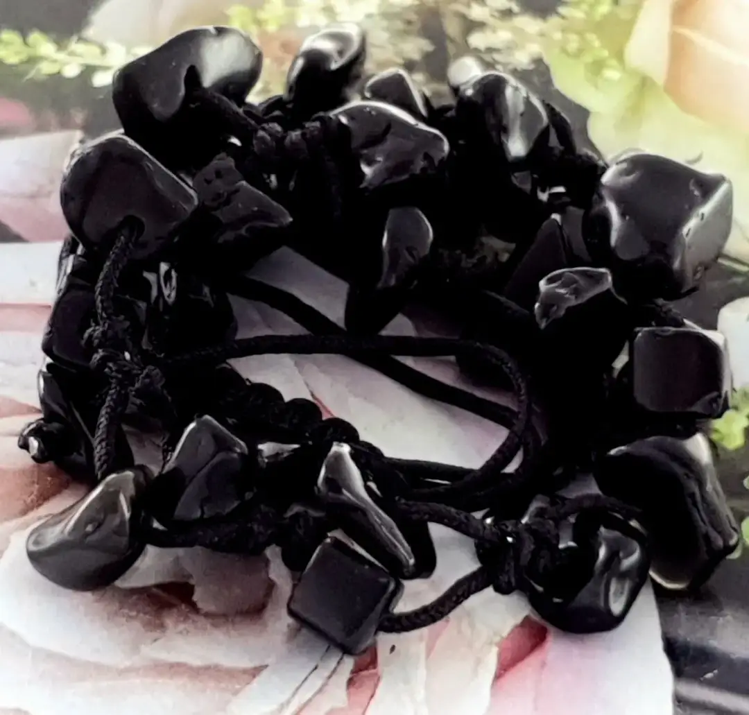 Jaki sznurek na bransoletki - wybierz idealny materiał dla swojej biżuterii