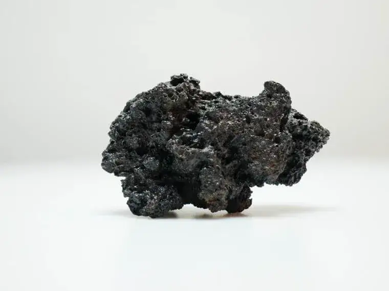 Jak skutecznie zlikwidować spieki w piecu na pellet i uniknąć problemów