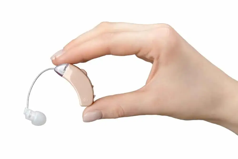 Dlaczego aparat słuchowy nie działa? Odkryj najczęstsze problemy