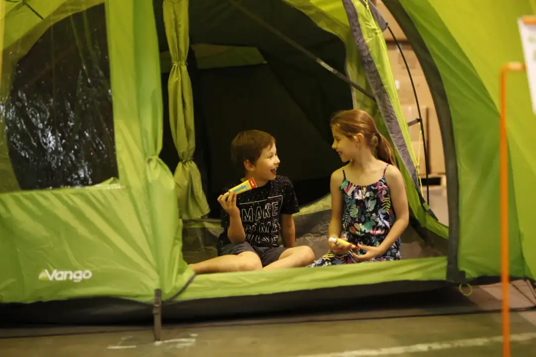 Namiot trekkingowy: Jak wybrać idealny i nie żałować?