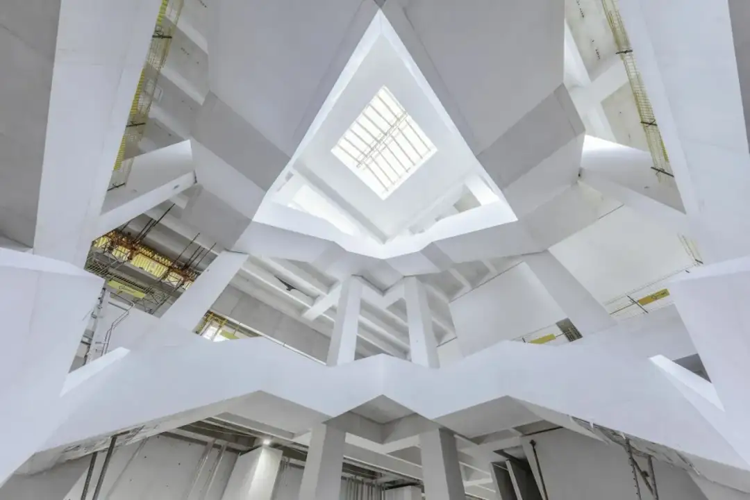 Muzeum Sztuki Nowoczesnej budowa: kluczowe informacje i postęp prac