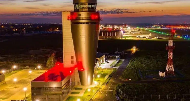 Rozkład lotów Pyrzowice - Jakie są aktualne godziny lotów z Pyrzowic?