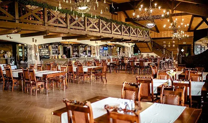 Gdzie zjeść w Chojnicach? Najlepsze restauracje, które musisz znać