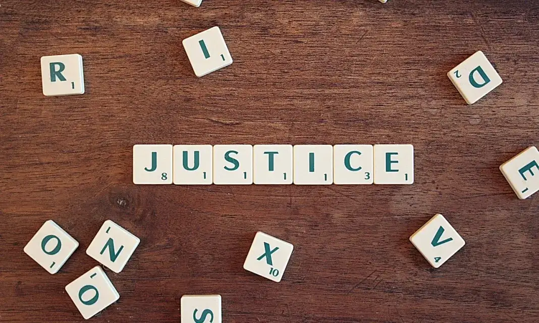 Ile zarabia radca prawny w Warszawie? Zaskakujące różnice w wynagrodzeniach Ile zarabia radca prawny w Warszawie? Zaskakujące różnice w wynagrodzeniach