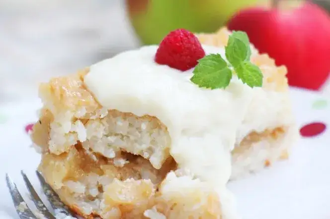 Jak przygotować ryż zapiekany z jabłkami i budyniem? Przewodnik