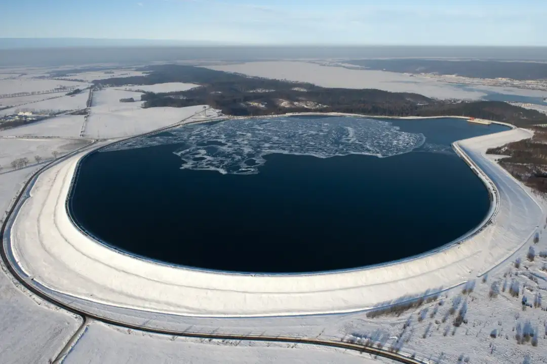 Pomorze: Elektrownie wodne, Żarnowiec i zysk z MEW?