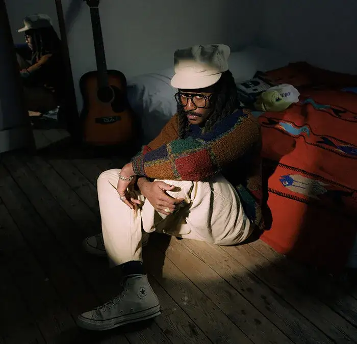 Seye Adelekan z Gorillaz ujawnia sekretne supermoce Damona Albarna
