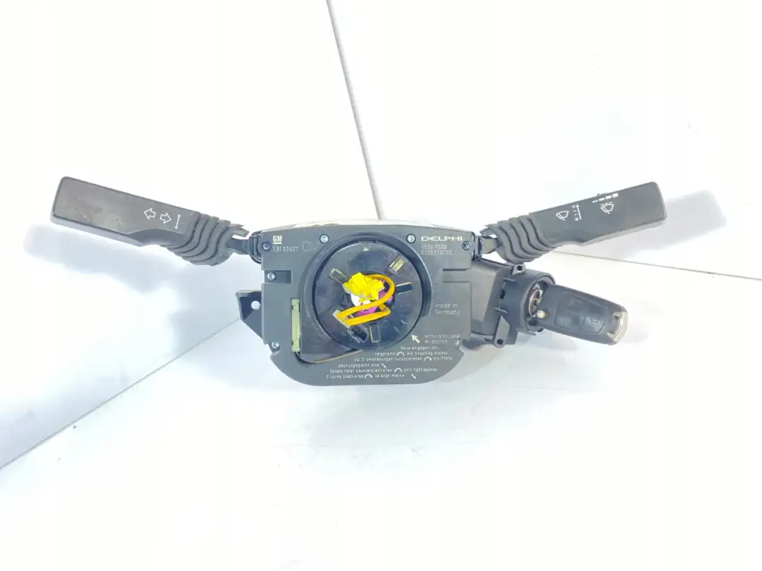 Kluczyk Opel Vectra C: Jakie Funkcje i Cechy Może Mieć?