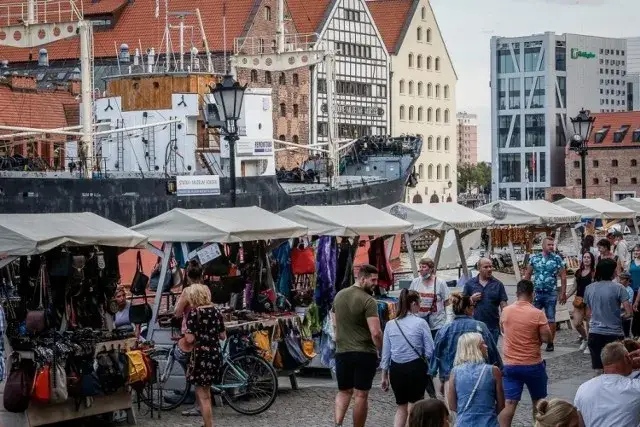 Płomiński Travel: Skąd odjeżdża w Gdańsku i jakie są przystanki?