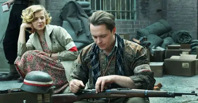 Gdzie obejrzeć film Powstanie Warszawskie? Sprawdź najlepsze opcje