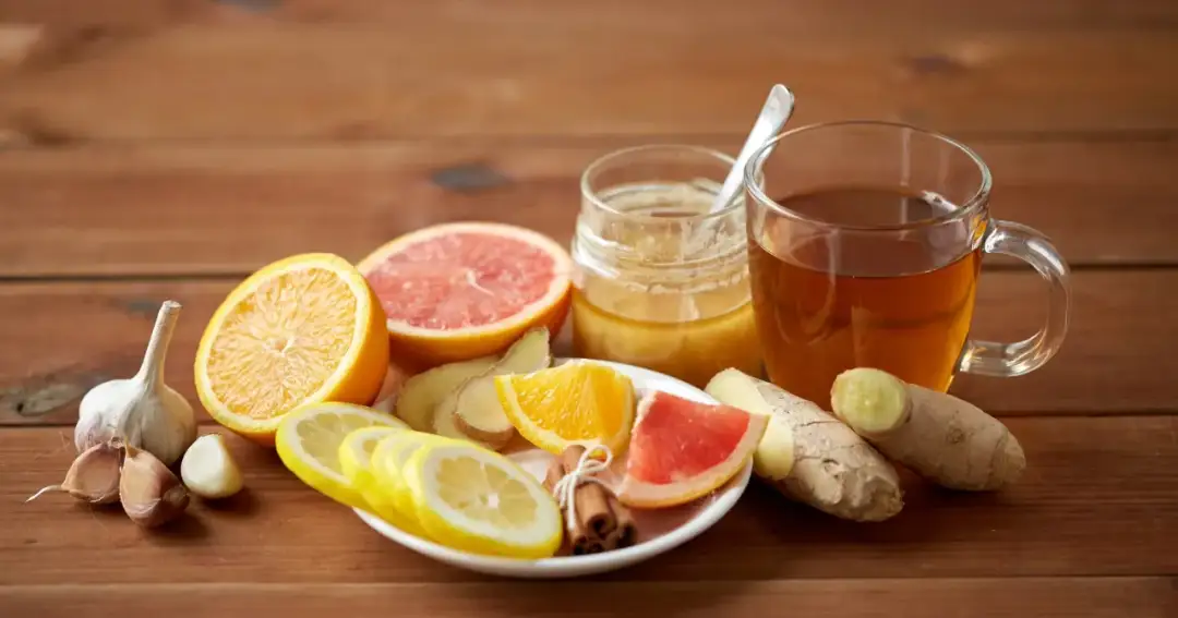 Jaka herbata na gardło? Odkryj skuteczne napary łagodzące ból